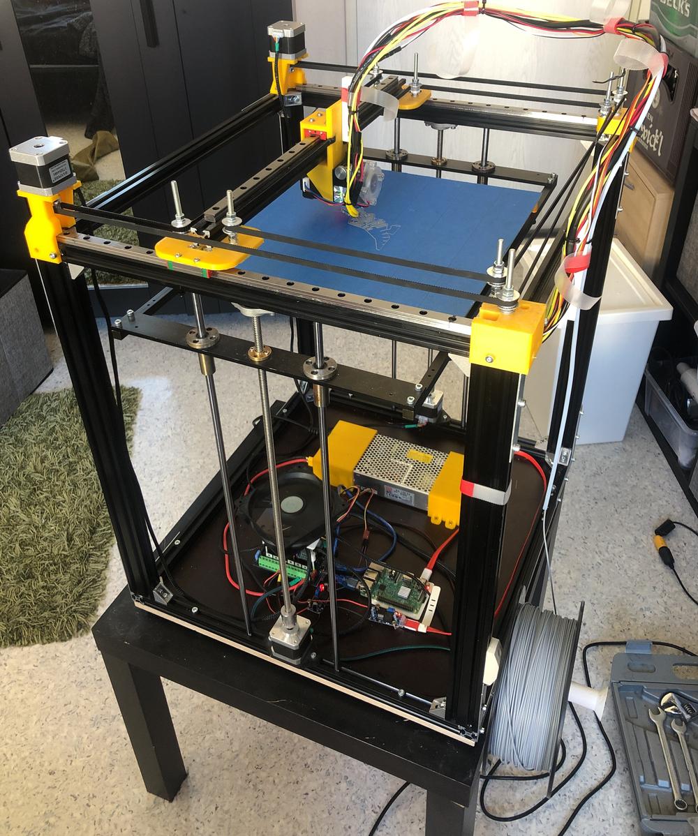 The printer in its almost-finished state (spoiler: it is never finished)